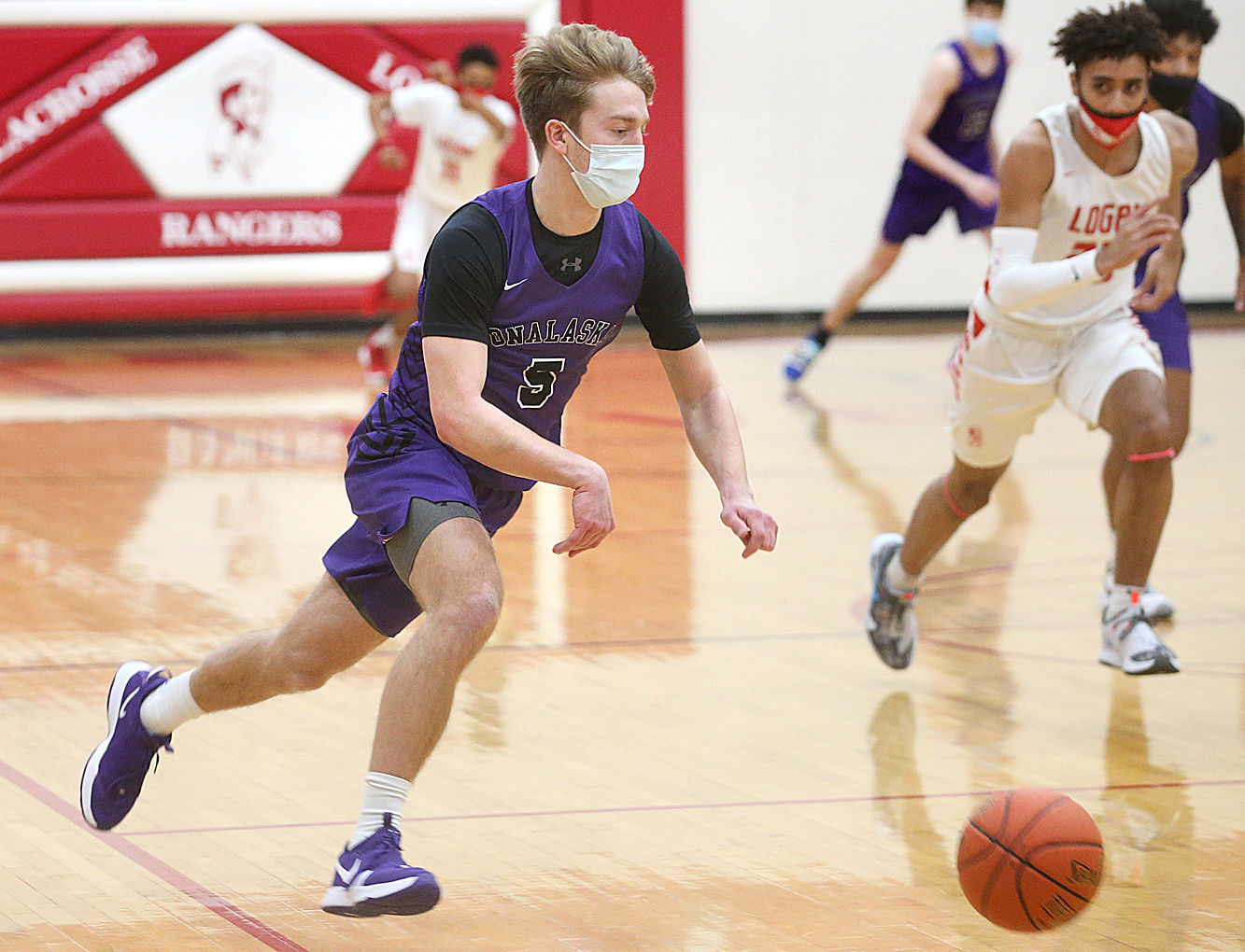 January 29: Onalaska vs Logan